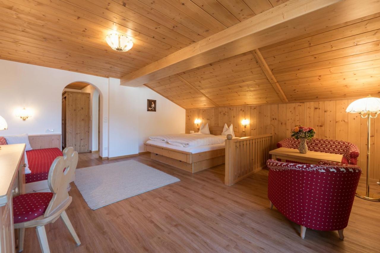 Hotel Traube Pettneu am Arlberg Eksteriør bilde
