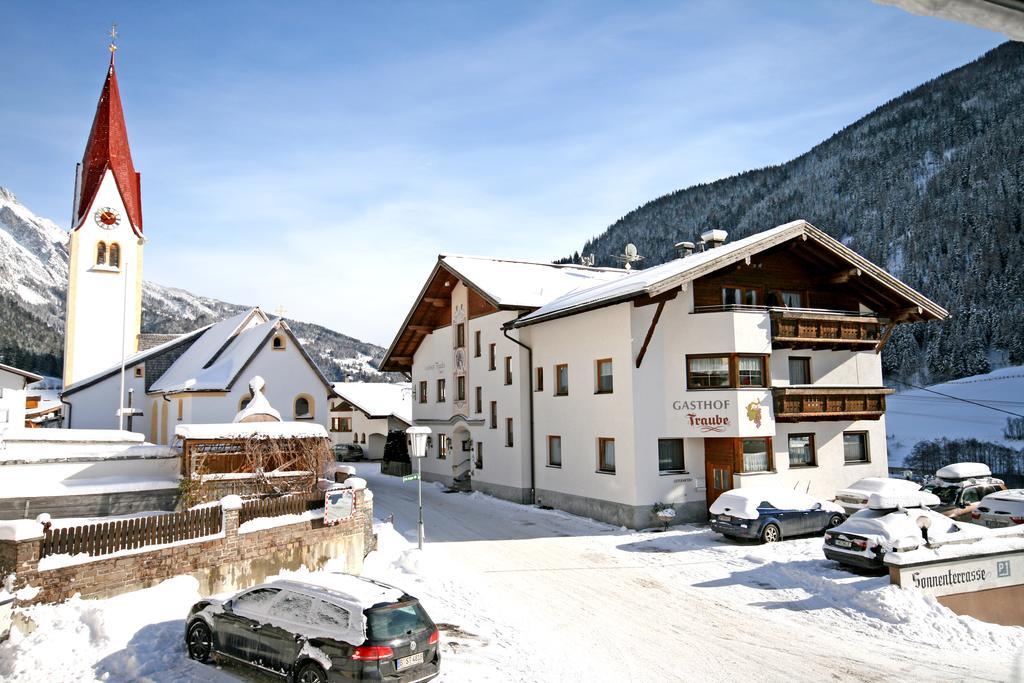 Hotel Traube Pettneu am Arlberg Eksteriør bilde