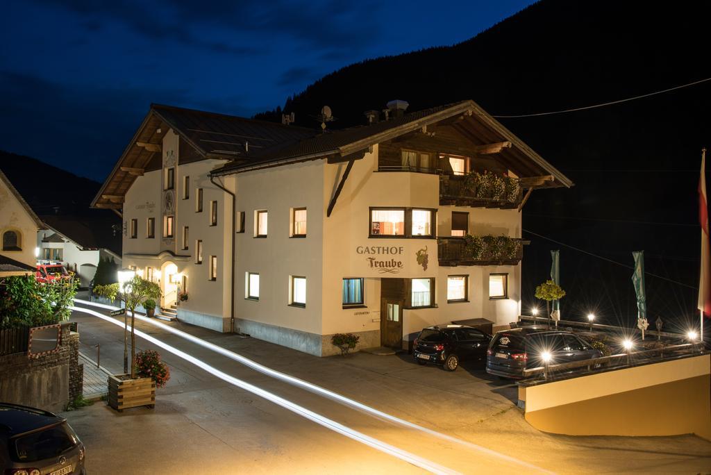 Hotel Traube Pettneu am Arlberg Eksteriør bilde