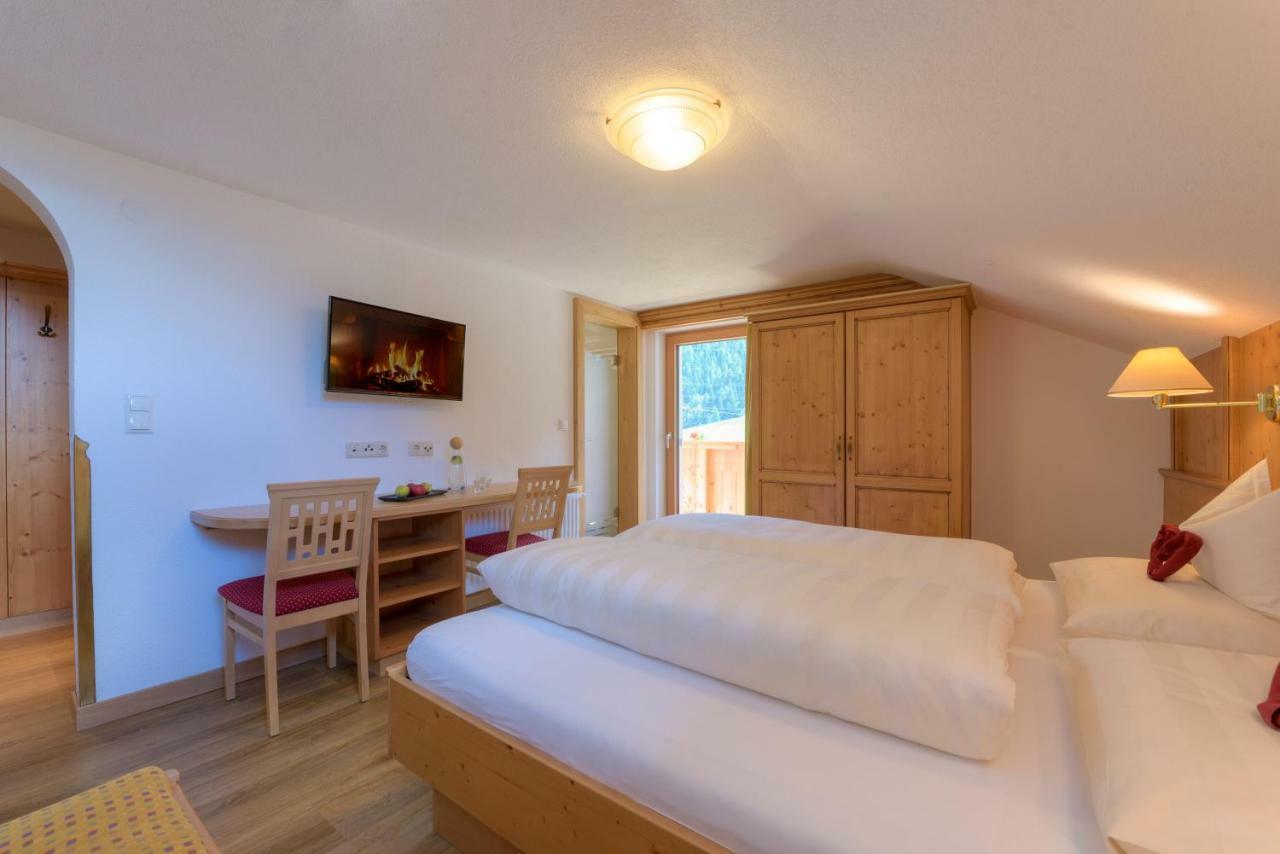 Hotel Traube Pettneu am Arlberg Eksteriør bilde
